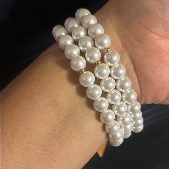 Monet Pearl and Sapphire Bracelet - Picture 2 of 8